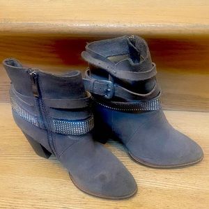 Nine West suede grey booties with silver embellishment.